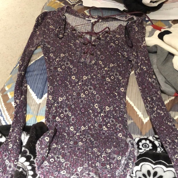 Looking to sell this long sleeve! - Picture 1 of 2